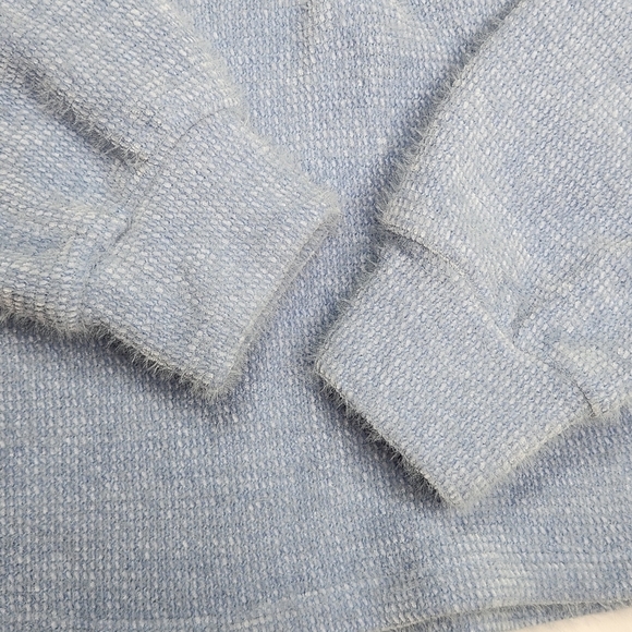 Hollister California Sweater Womens Small Cropped Baby Blue Fuzzy Soft Henley - Picture 3 of 13